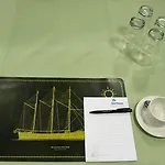 Hotell Troense 3*